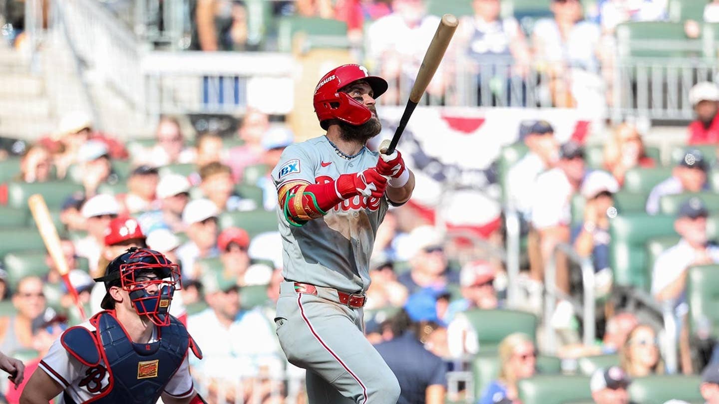 Οι Phillies αναγκάζουν το Game 3 καθώς οι Kyle Schwarber, Bryce Harper έρχονται αντιμέτωποι και ο Alec Bohm homers στο 10th vs Braves