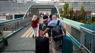 Thousands booked tropical Bahamas cruise and ended up in freezing Canada instead