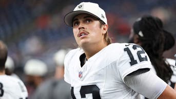 Raiders QB sits out Sunday's game following father's passing, leans on faith - Fox News
