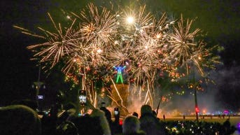 Se ha dado a conocer la causa de la muerte de las tres personas que fallecieron en el festival Burning Man, en Nevada - Fox News