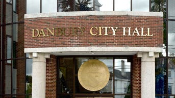 Council member sounds alarm after city opens law enforcement jobs to noncitizens - Fox News