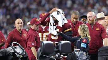 Commanders' season teetering on the brink after star signal-caller leaves at halftime - Fox News