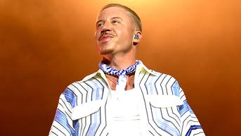 Macklemore's new 'Free Palestine Tour' draws swift backlash from critics - Fox News