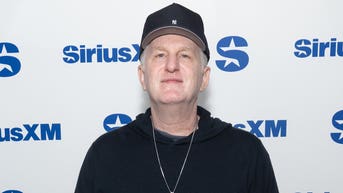Michael Rapaport arremete contra el alcalde de Nueva York, Mamdani, durante una reunión judía frente a Gracie Mansion - Fox News