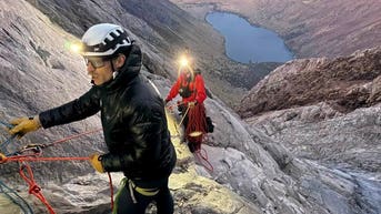 Climber stranded on 6-inch ledge at 11,000 feet as 46 mph winds ground rescue helicopter - Fox News