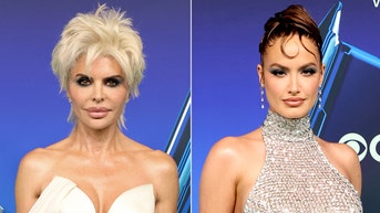 VMAs 2026: Red carpet looks from your favorite music stars, vote for your favorite - Fox News