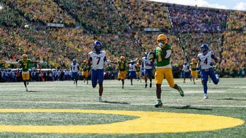 Oregon rallies from slow start, thwarts Boise State's upset bid in season opener