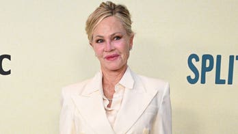 Melanie Griffith está espectacular con un bañador negro durante un retiro de bienestar: «Sanación y renovación»