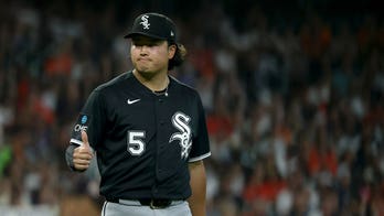 White Sox look to close out Houston Astros in two games after dominant playoff opener