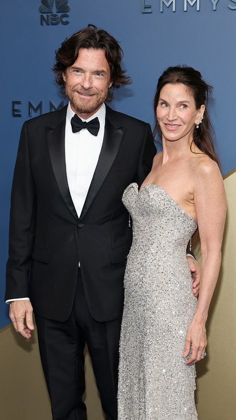 LOS LOS ÁNGELES, CALIFORNIA - 14 DE SEPTIEMBRE: (De izquierda a derecha) Jason Bateman y Amanda Anka asisten a la 78.ª edición de los Premios Primetime Emmy en el Teatro « Peacock » el 14 de septiembre de 2026 en Los Ángeles, California. (Foto de Amy Sussman/Getty Images)