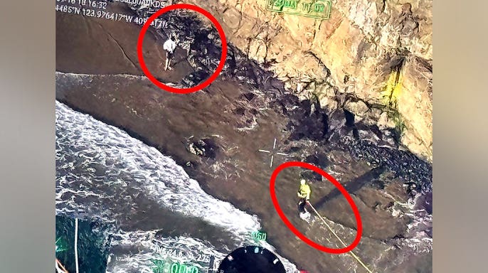 red circles show those stranded on Lost Boy Beach
