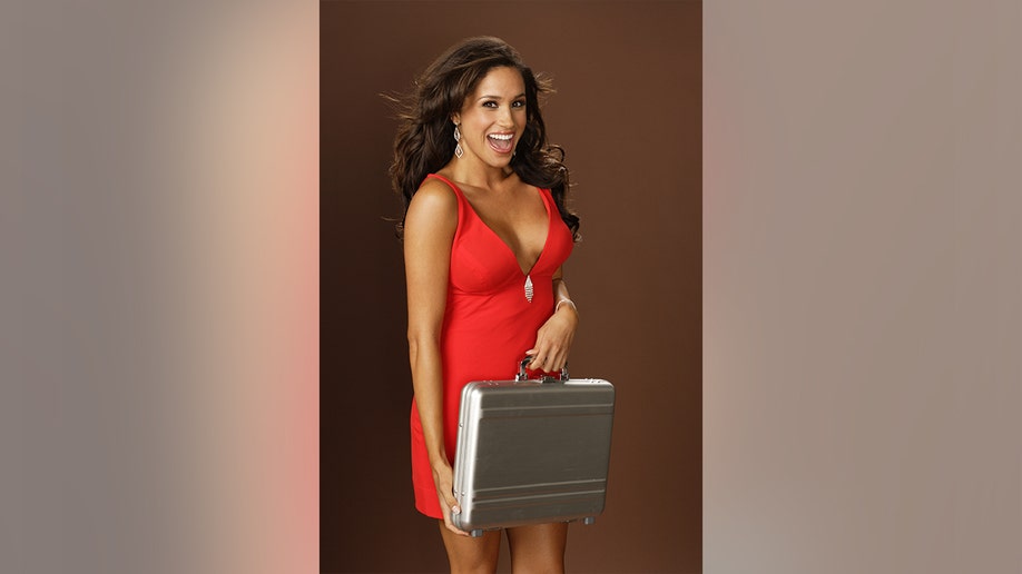 Meghan Markle on season 2 of Deal or no Deal.