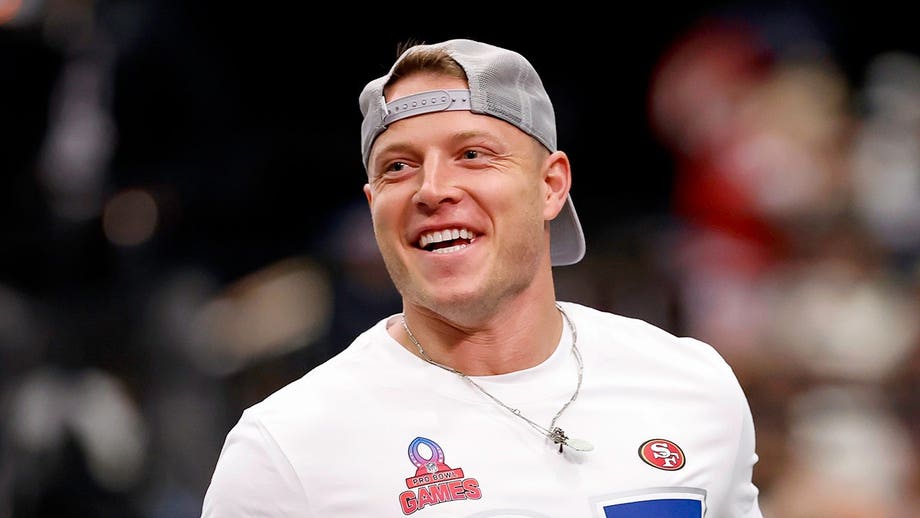 49ers star Christian McCaffrey recalls hilarious 'cracker' compliment with Australian barber