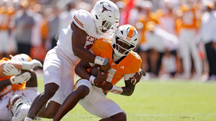 Texas player's vulgar sack celebration was inexcusable for an athlete who promotes Christianity