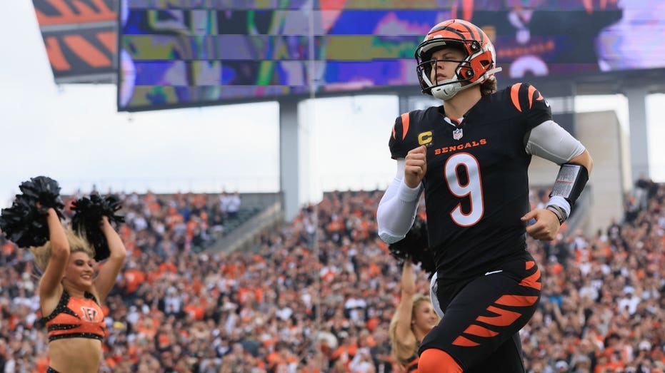 Controversial predictions and rankings of all 32 NFL starting QBs just in time for regular-season kickoff
