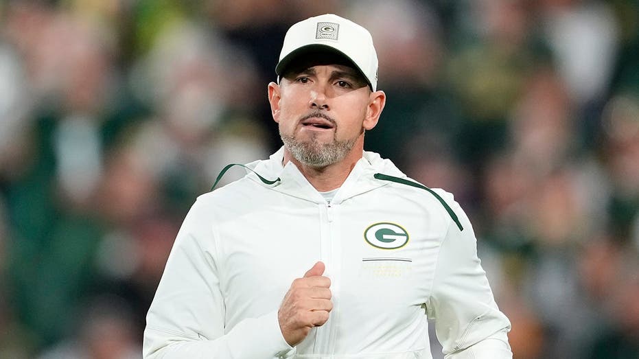 Packers' shocking blowout loss to Falcons should put coach Matt LaFleur on the hot seat