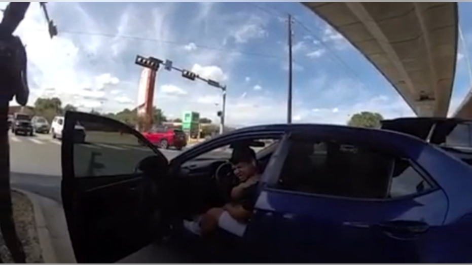 Bodycam footage captures moments after ICE shooting of Venezuelan migrant in Austin