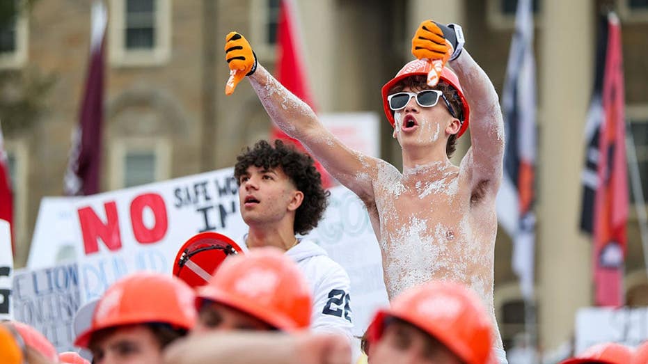 ESPN ripped by fans for horrific 'College GameDay' decision: 'Ruined the show!'