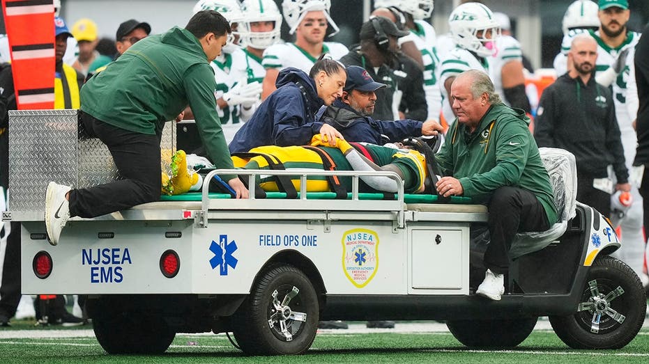 Scary scene as Jayden Reed carted off on spine board during Packers game against the Jets