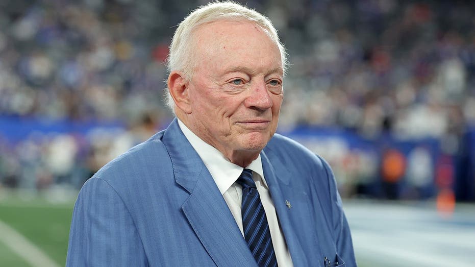 Jerry Jones issues 'dangerous' warning after Cowboys topple Commanders behind Dak Prescott's historic day