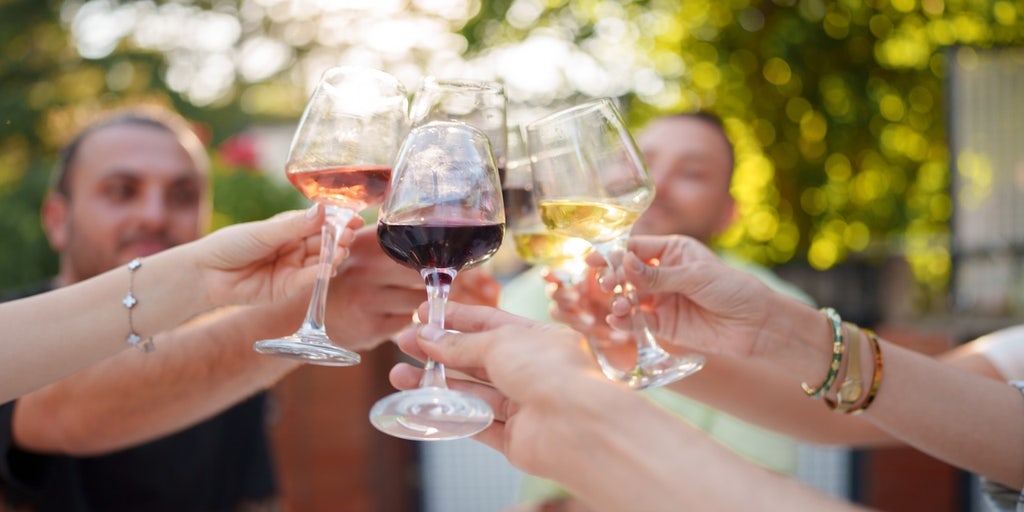 foxnews.com - Julia Fields - Best gifts for wine lovers - glassware, storage and gift baskets, starting at $10