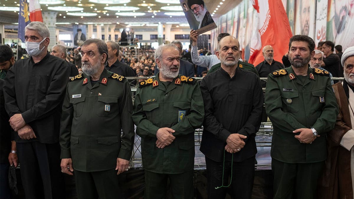 IRGC Generals And The President In Tehran