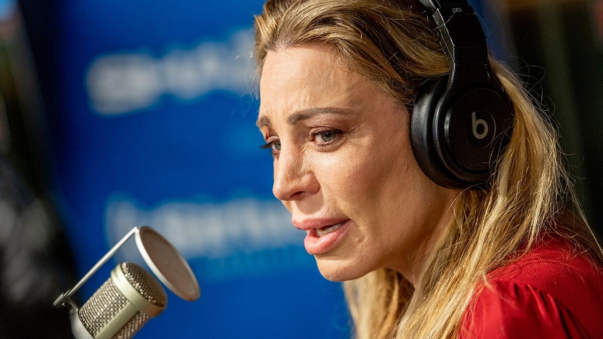 Singer Taylor Dayne visits radio host Sway Calloway at SiriusXM Studios.