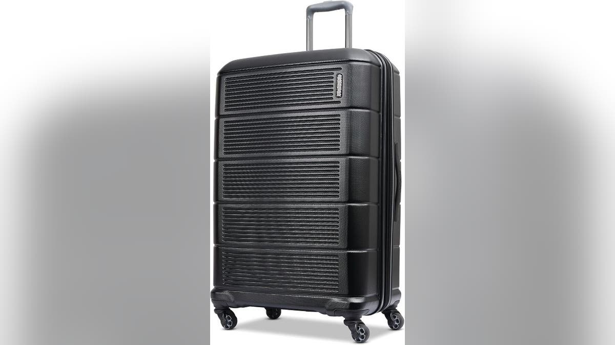 The hard-sided exterior protects your belongings.