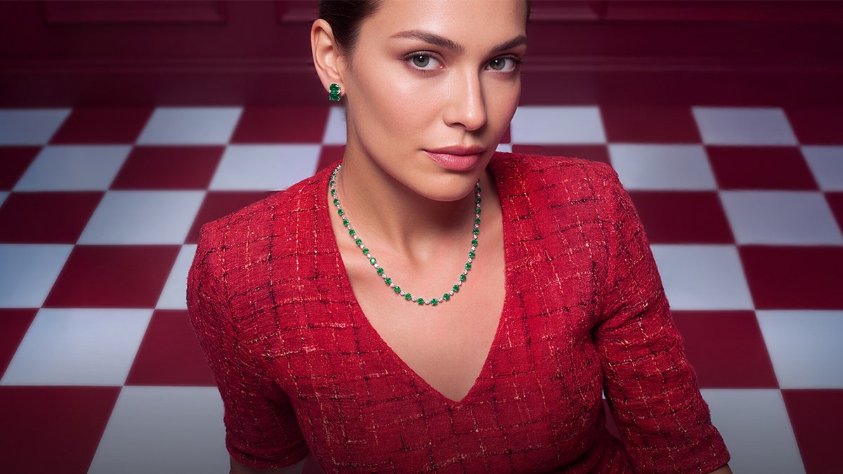 Angara's holiday sale makes custom jewelry more affordable for every budget.