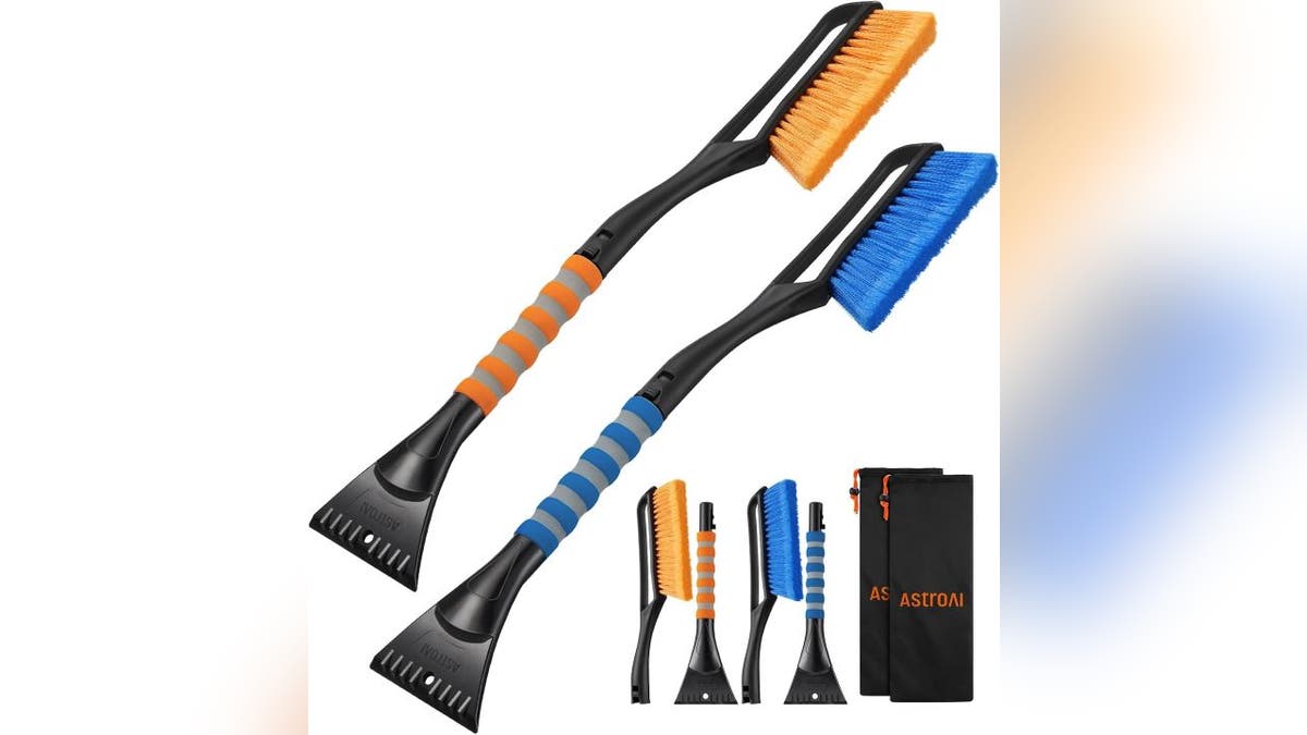 Be ready for the first winter storm with these collapsible snow brushes.
