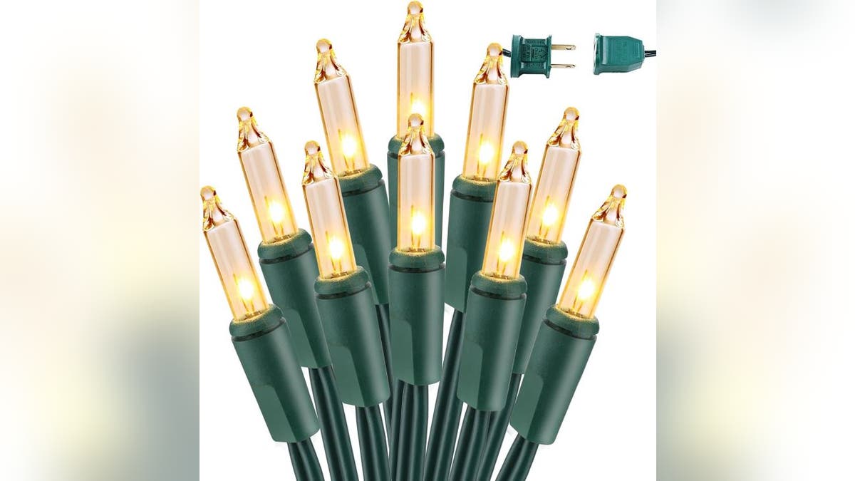 Connect up to three sets of lights for a brighter display.
