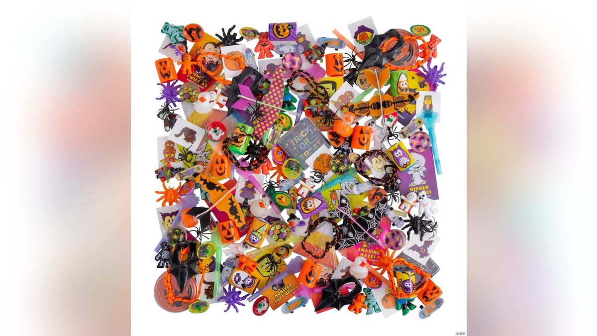 With 1,000 pieces, you'll have plenty of toys for every trick-or-treater.
