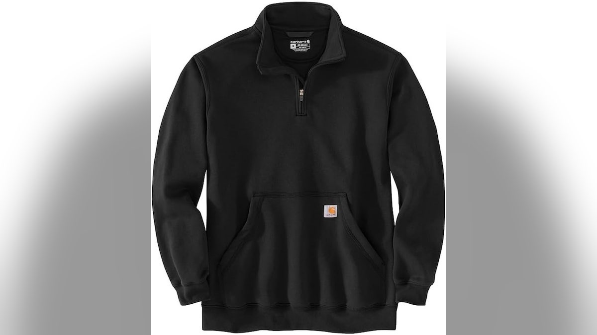 Add this staple Carhartt sweatshirt to your winter wardrobe.
