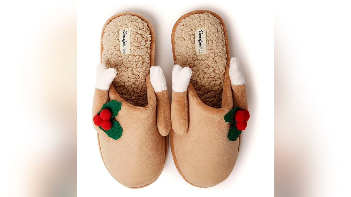 Complete your holiday look with these memory foam turkey slippers.