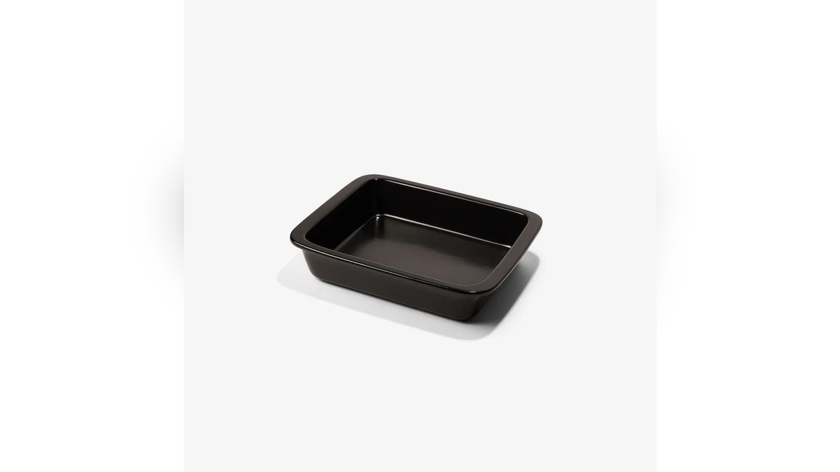 This ceramic baking dish ensures your food heats evenly and thoroughly. 