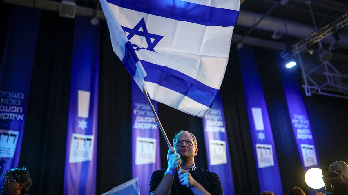 Eisenkot supporter