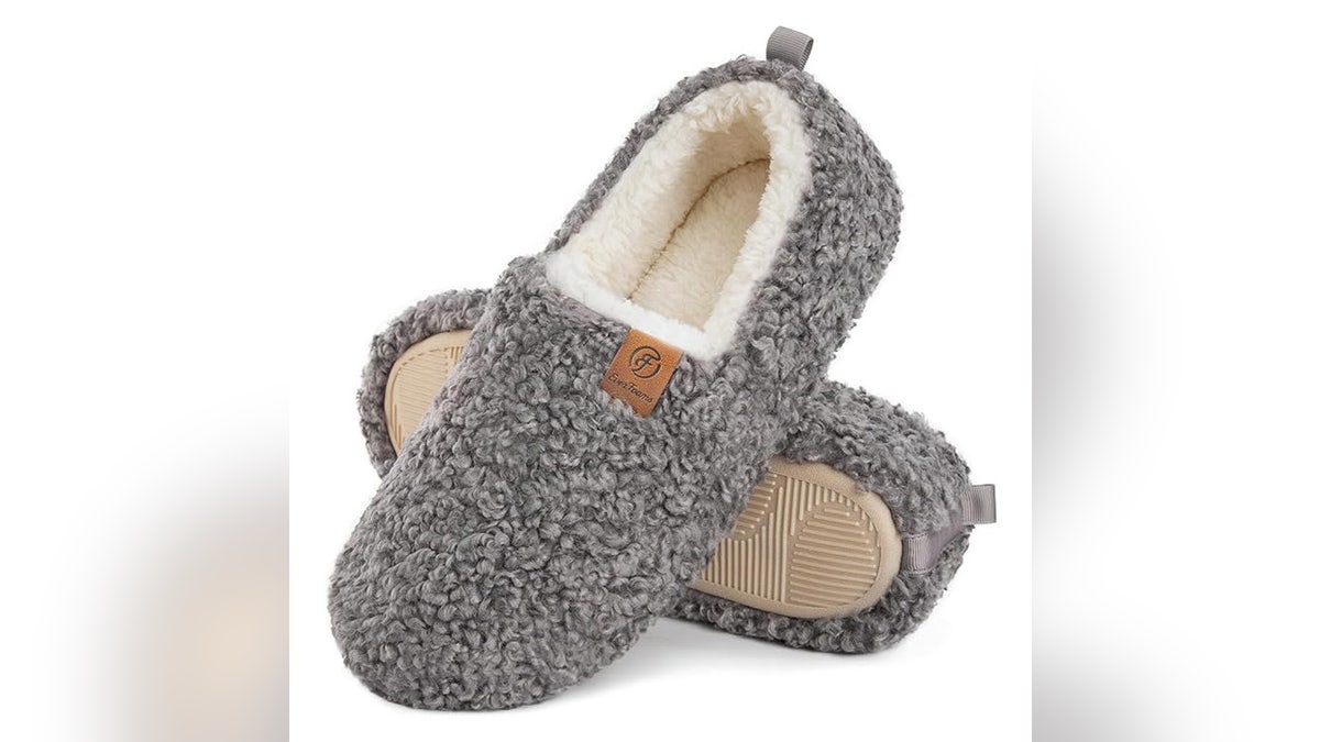 A faux wool lining keeps your feet toasty.
