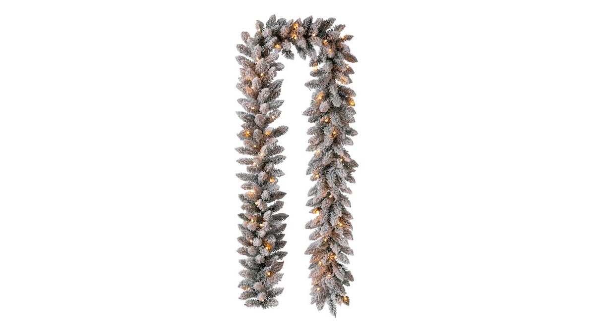 Choose between twinkling or constant lights on this garland.