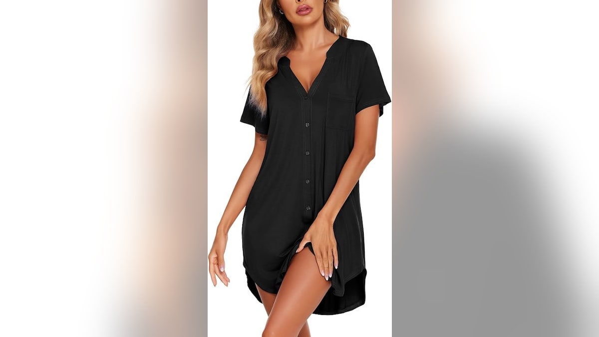 The polyester and spandex construction is soft, stretchy and easy to wash.
