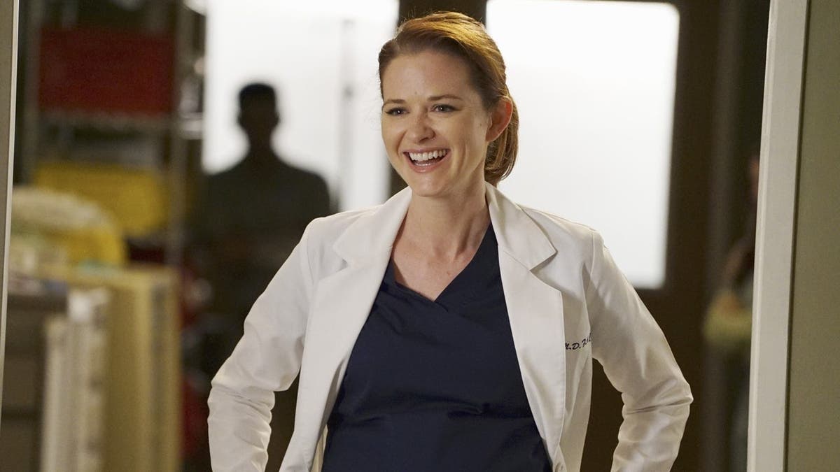 Sarah Drew in a scene from Grey's Anatomy Season 12.