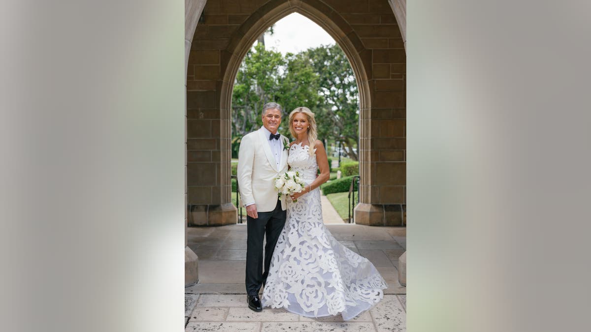 Ainsley Earhardt and Sean Hannity 