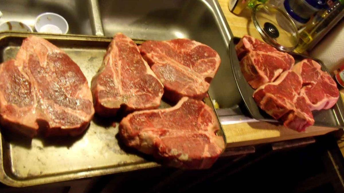 Screencaps reader and Soldier Field tailgating veteran Johnny L honors Mike Ditka with his meat.