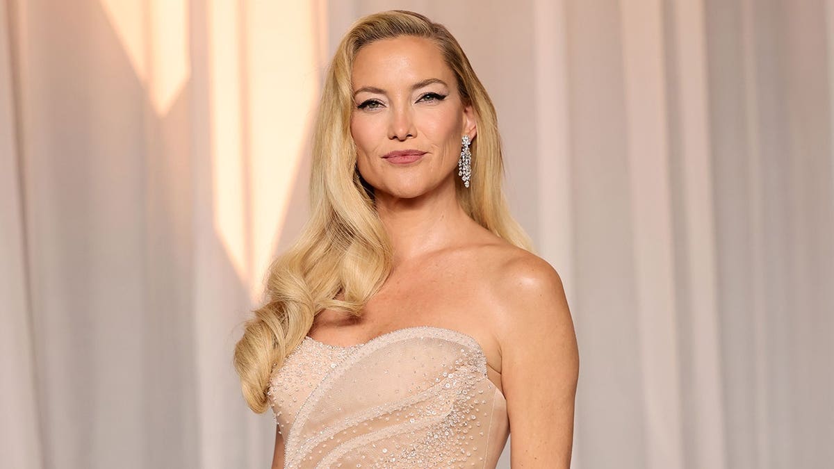 Kate Hudson attends the Academy Museum 6th Annual Gala in Los Angeles.