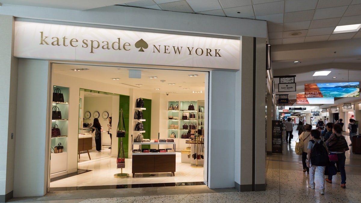 Give your purse collection a refresh with the Kate Spade Outlet.