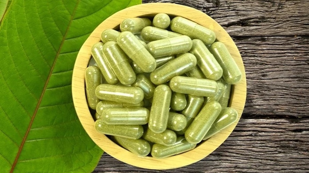 Kratom capsules