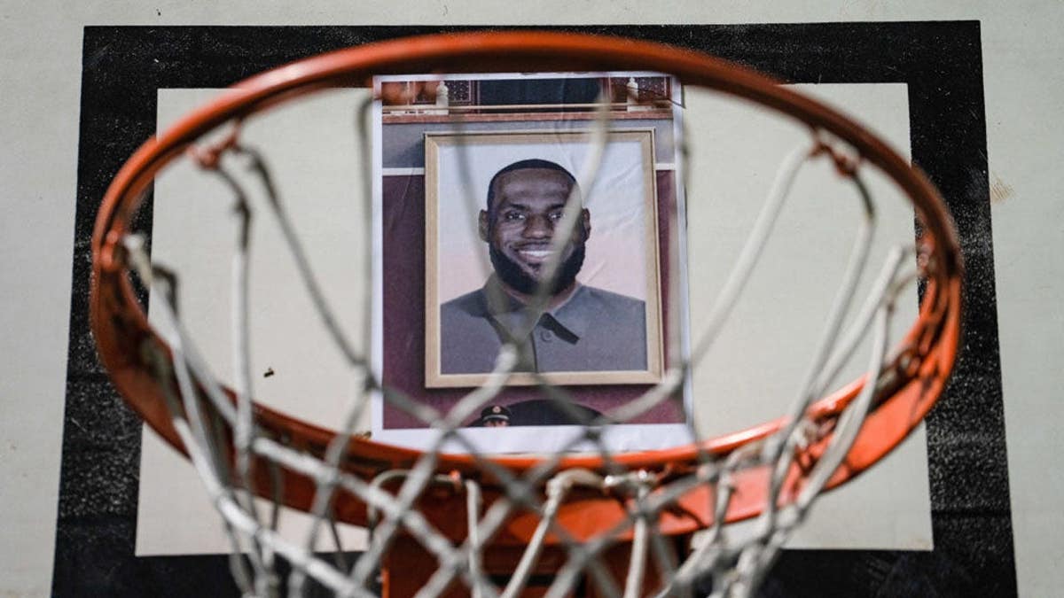 lebron james china dictator