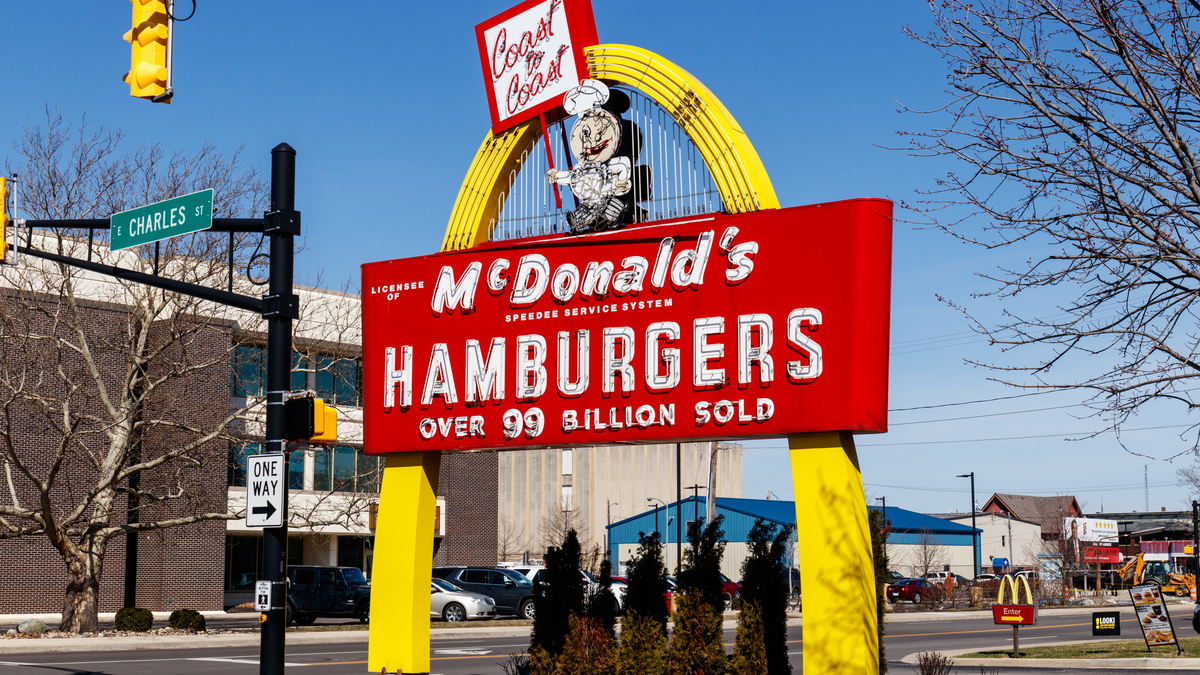 McDonald's restaurant exterior in Muncie.