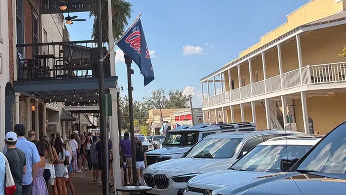 Oxford, MS