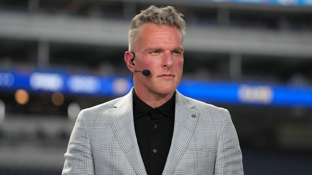 Pat McAfee stands on the ESPN Monday Night Countdown set at SoFi Stadium.