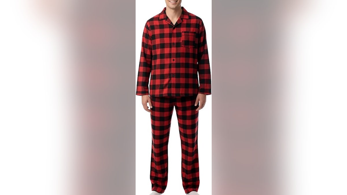 If red's not your thing, choose from 10 other plaid color combinations.